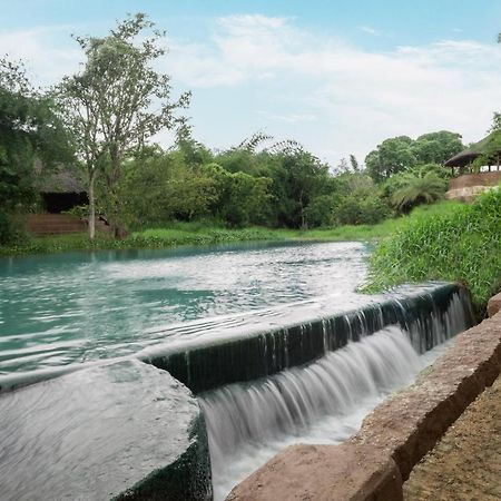 Hampi'S Whiskers Resort Esterno foto