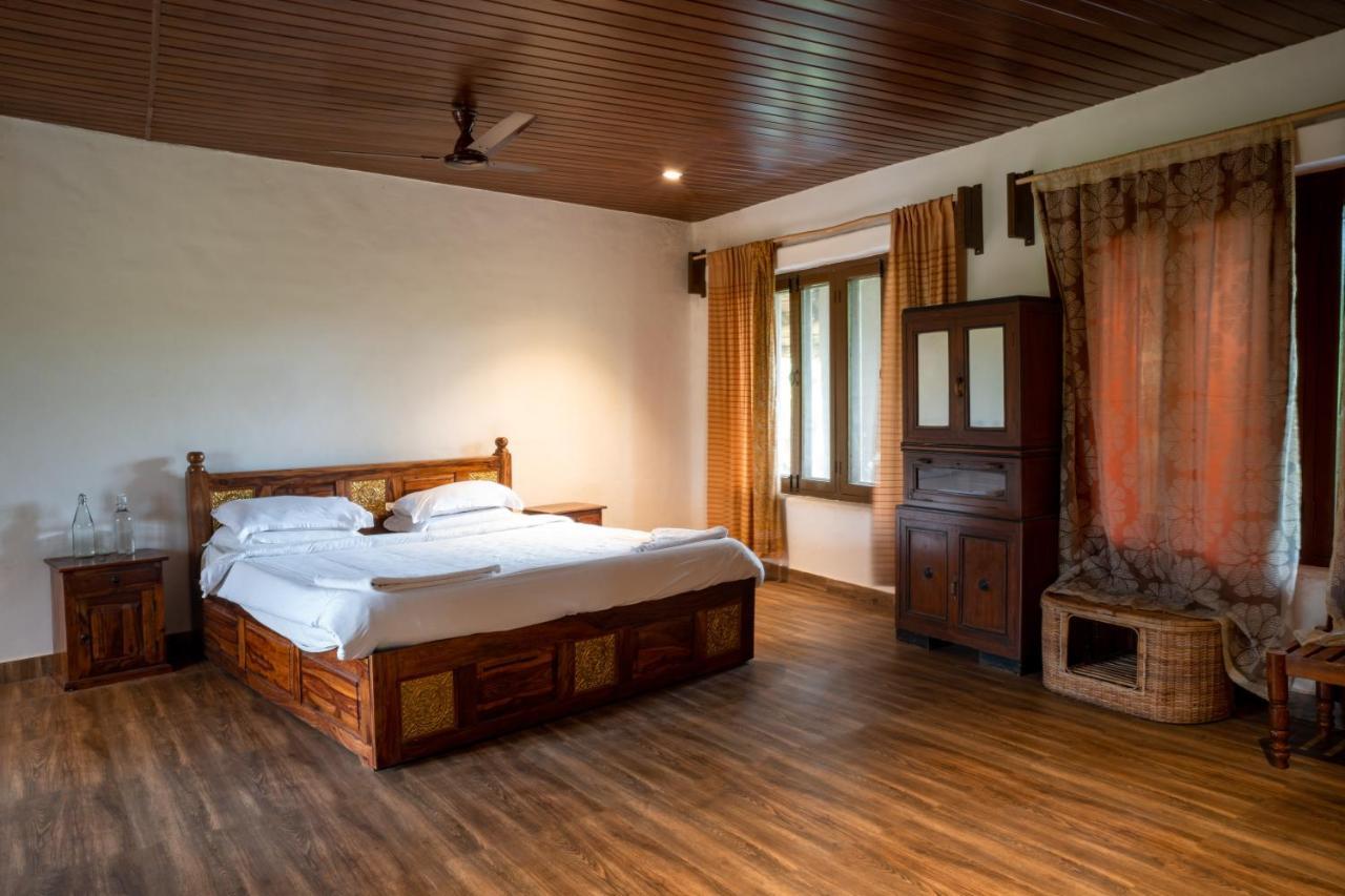 Hampi'S Whiskers Resort Esterno foto
